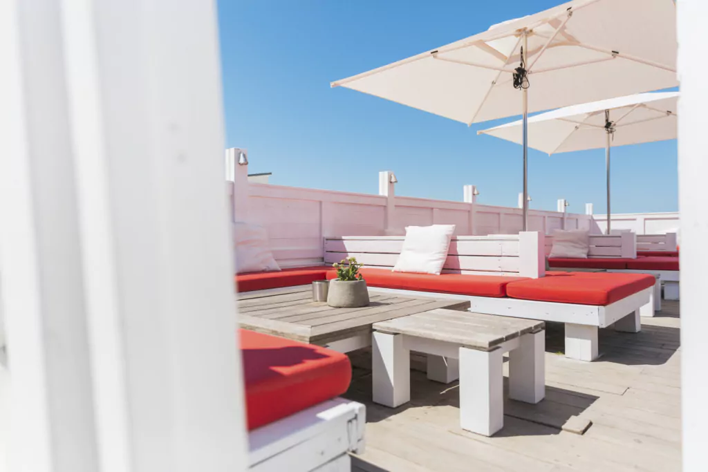 terrace-riverwoods-beachclub-knokke2-1024x683